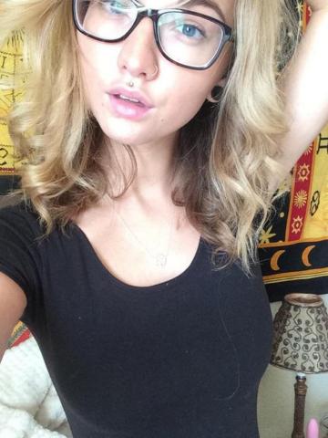 Алина Кировград